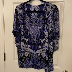 LAST CHANCE 🎁 JM Collection Flowy Open SleeveTop